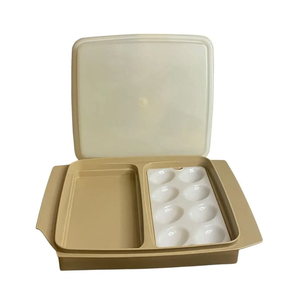 Vintage 70's Tupperwear  Beige Container for Deviled Eggs with ONE egg insert